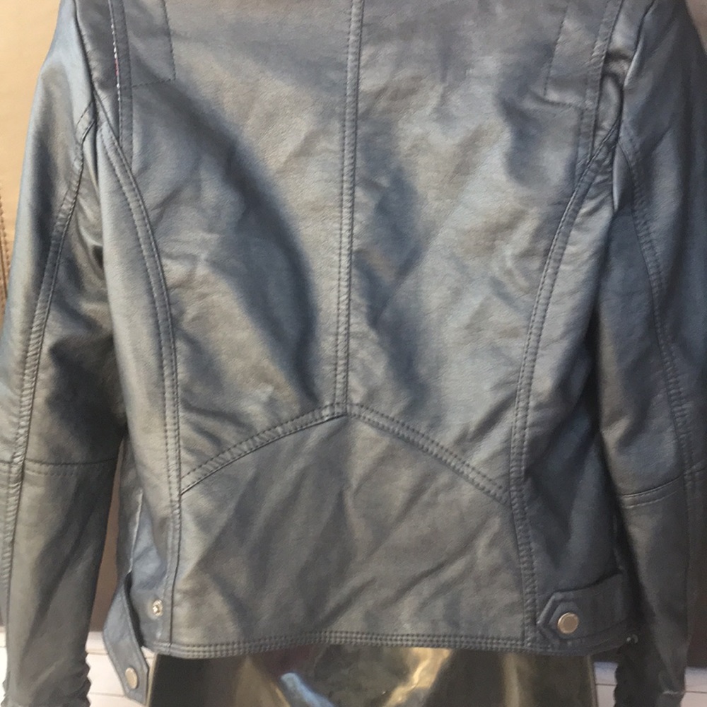 Jacket - Picture 6 of 6